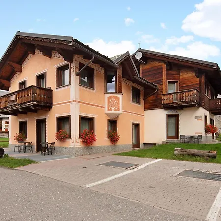 Leur Gusja Golp Trilocale Apartamento