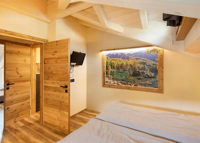 Leur Gusja Golp Trilocale Apartamento *