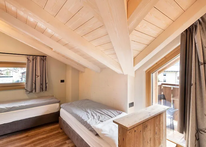 Leur Gusja Golp Trilocale Apartamento